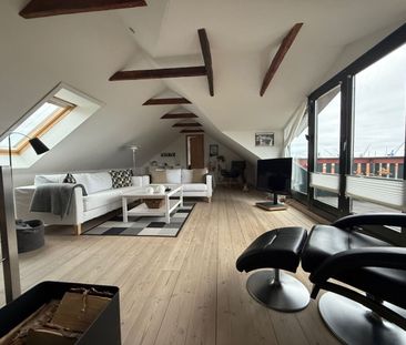 137 m² i to plan med super flot udsigt over by og vand. - Photo 2