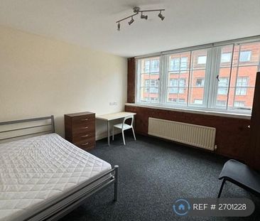 6 bedroom flat to rent - Photo 5