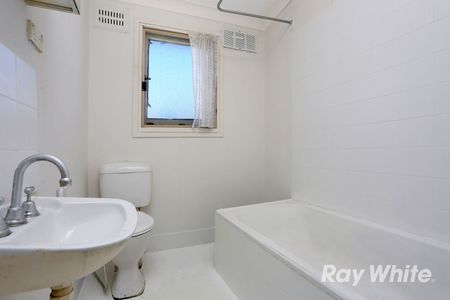 Home For Rent - Photo 5