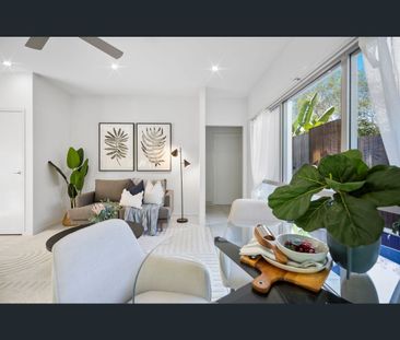 25 Kate Street, Indooroopilly, Qld 4068 - Photo 1