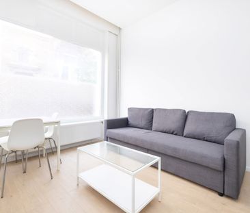 Rez-de-chaussée - à louer - 1050 IXELLES 900 € - Photo 1