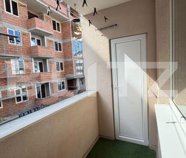 Apartament 3 camere, modern, parcare, zona Cetatii - Fotografie 3