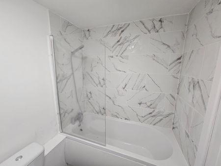 1 Bed Flat, Rowson Street, CH45 - Photo 4