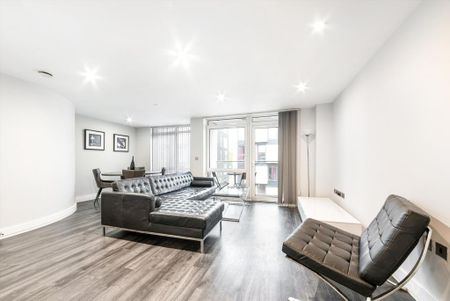 2 bedroom flat to rent - Photo 3