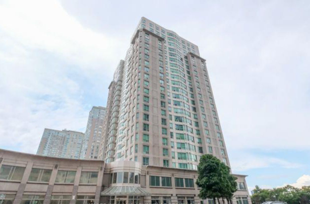 For Lease - 18 Lee Centre Drive Unit# PH305- RoomB, Toronto, Ontario - Photo 1