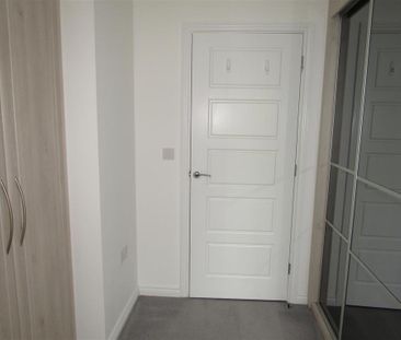 4 bedroom detached house to rent - Photo 6