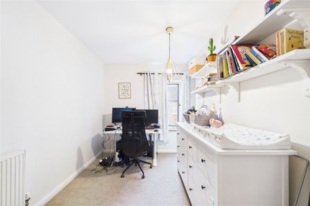 2 Bed Terraced House, Waldeck St, RG1 - Photo 3