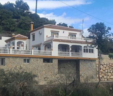 Casa en alquiler en Torrox - Photo 3