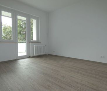 *** Großzügige 2-Zimmerwohnung mit Balkon zum Garten *** - Foto 1