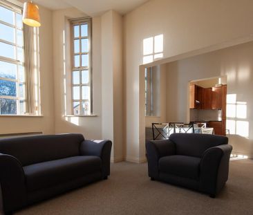 2 bedroom ground floor flat to rent - Photo 3