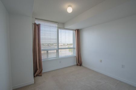 For Lease - 9017 Leslie Street Unit# 316, Richmond Hill, Ontario - Photo 2