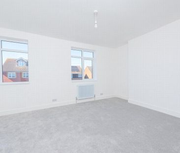 3 bedroom detached house to rent - Photo 3