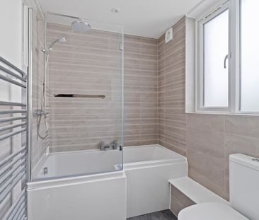 Astor Drive - Photo 2