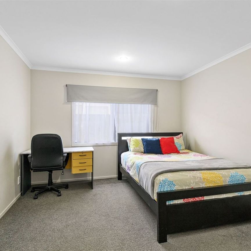 11 Hauora Lane, Taita - Photo 1