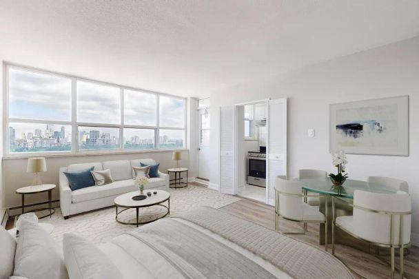 40 & 60 Pleasant Blvd — Bachelor - Photo 1