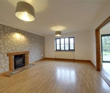 The Mallards, Lakenheath, Brandon, Suffolk, IP27 - Photo 1