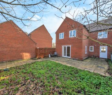 4 bedroom detached house to rent - Photo 4