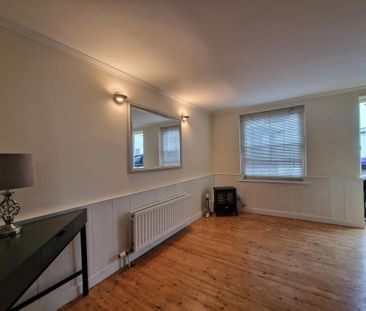 2 bedroom house to rent - Photo 2