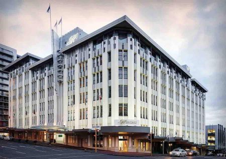 Comfortable, convenient living space in Auckland’s heart. - Photo 3
