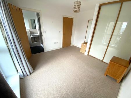 2 bedroom apartment to rent - Photo 4
