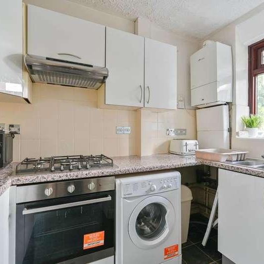 Poynders Gardens, Clapham, SW4 - Photo 1