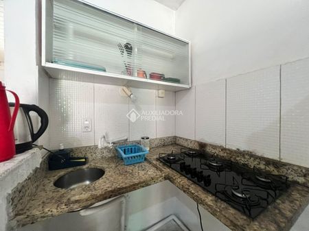 Studio com 1 quarto e 38m² para alugar em Monte Verde, Florianópolis. - Foto 2