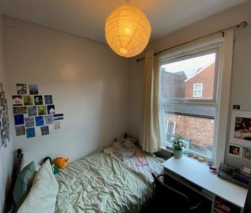 4 bedroom private hall to rent - Photo 5