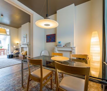 Karaktervolle stadswoning met modern comfort en authentieke ziel - Foto 3