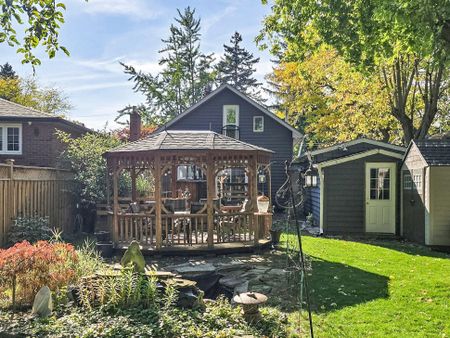 For Lease - 139 Scarboro Crescent, Toronto, Ontario - Photo 5