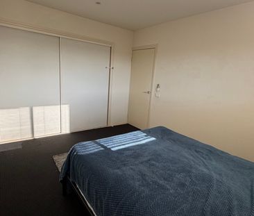 Yarraville - Photo 3