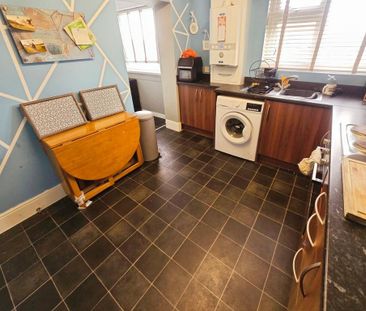 2 bedroom maisonette to rent - Photo 6