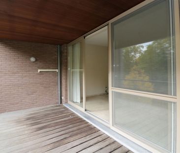 Appartement met 2 slpk., autostaanplaats en terras in centrum Aarschot - Photo 2