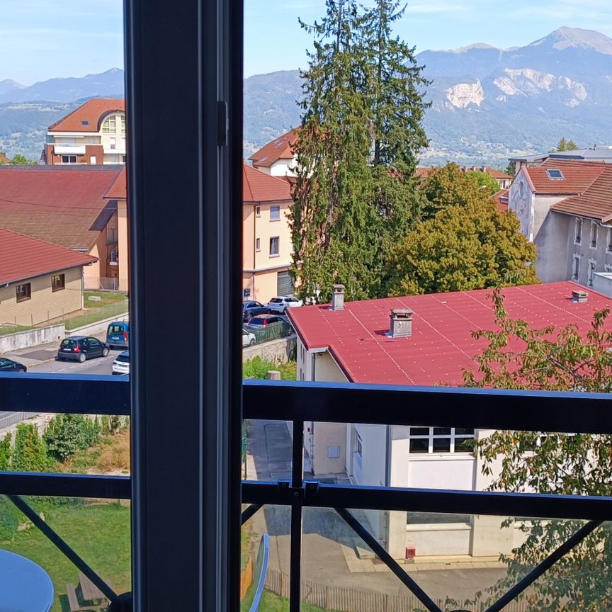 Location Appartement 1 pièce 23m² LA ROCHE SUR FORON 74800 - Photo 1