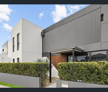 Modern Family Home - Photo 1