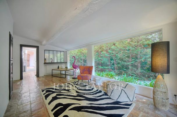 Maison à louer Mougins, Cote d'Azur, France8 500 EUR / Mois - Photo 1