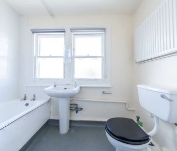 Fortess Road, London - Photo 6