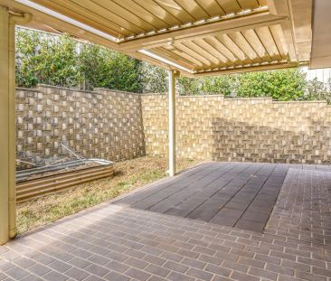 Comfortable Living in a Quiet Neighbourhood - Photo 4