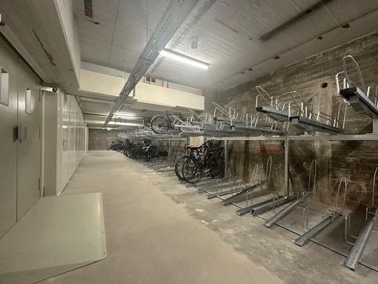 Te huur: Appartement Stationsplein in Schiedam - Photo 1