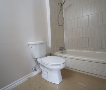 For Lease - 5 STAMFORD Private, Hunt Club - South Keys and Area, On... - Photo 2