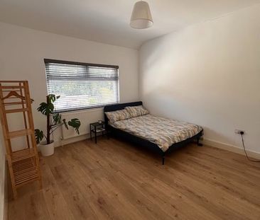 Room in a Shared House, Morland Road, CR0 - Photo 3