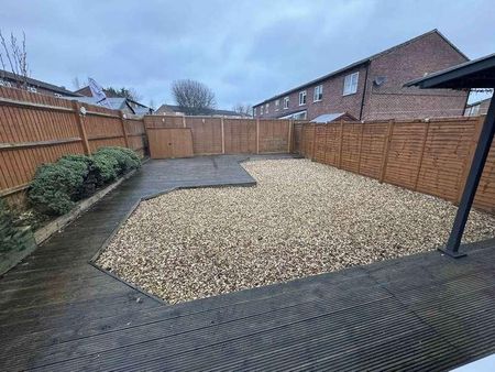 Derwent Road Thatcham, RG19 - Photo 3