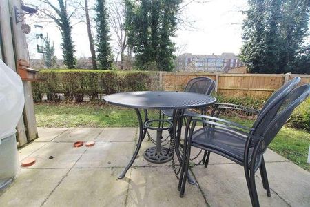 Kennet Walk, Kenavon Drive, Reading, RG1 - Photo 5