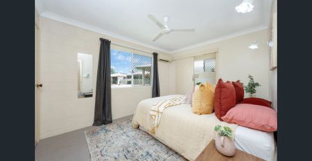 Perfectly Positioned Family Home - Photo 3
