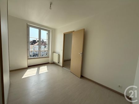 Location Appartement 5 pièces 78m² COULOMMIERS 77120 - Photo 3