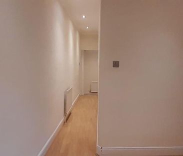 2 bedroom barn conversion to rent - Photo 3