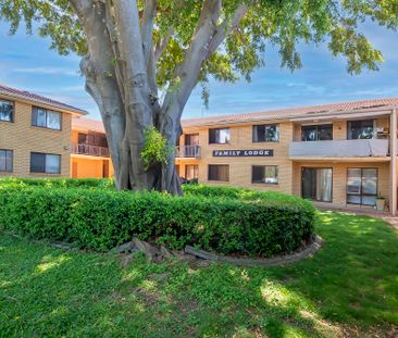 9/22-24 Duet Drive, Mermaid Waters QLD 4218 - House For Rent - $850... - Photo 4