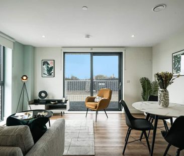 Lofting House, SL6 1ER, Maidenhead - Photo 3