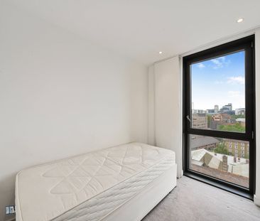 2 Bed Flat, Black Prince Road, SE1 - Photo 2