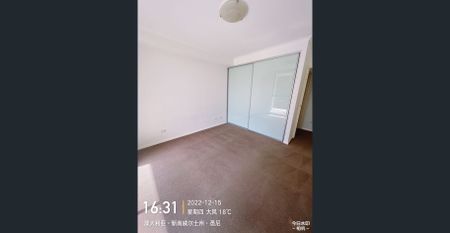 🏡Fully Furnished-【FOR RENT | 4-Bedroom Apartment in Waterloo | Walk to Green Square Station】 - Photo 3