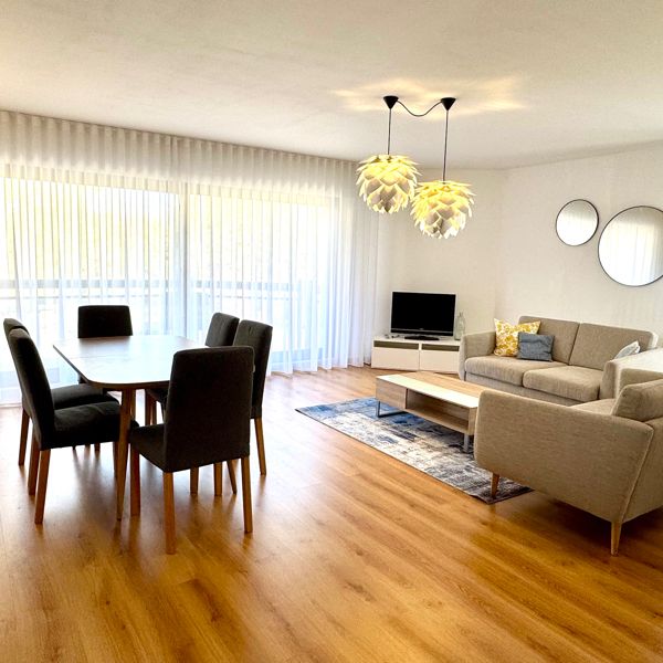 Location Appartement 3 pièces 90m² - Photo 1